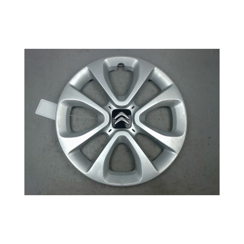 ENJOLIVEUR DE ROUE CITROEN C3