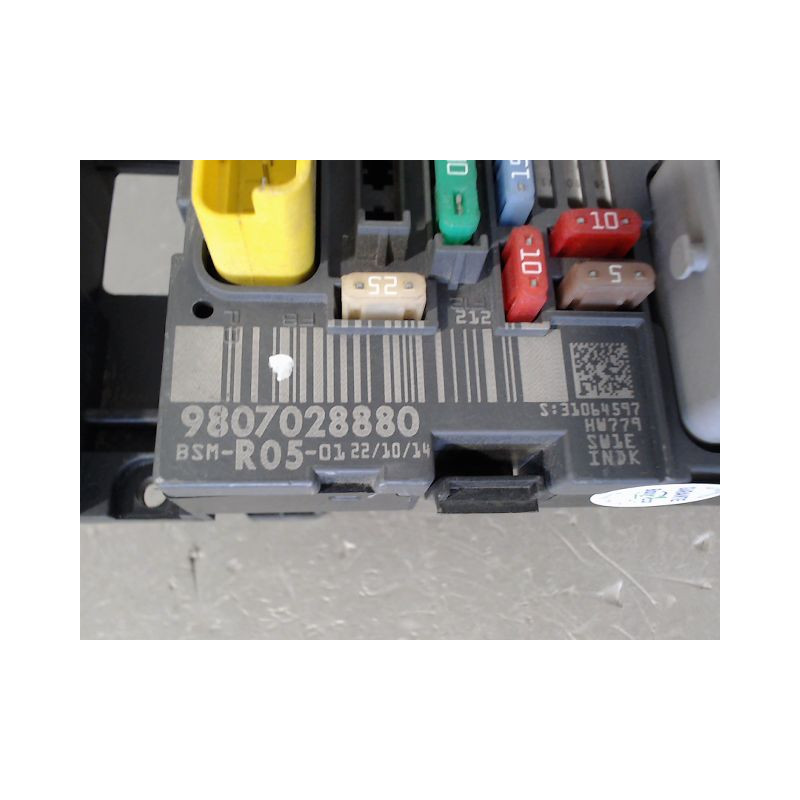BOITE A FUSIBLES CITROEN BERLINGO