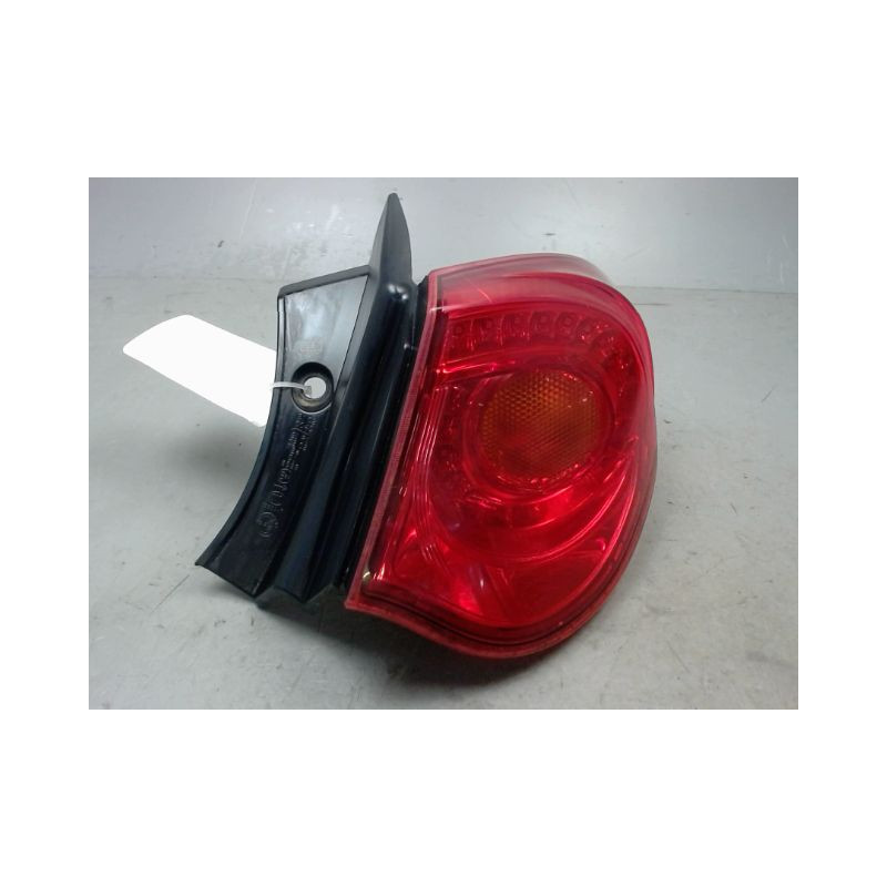 FEU ARRIERE DROIT ALFA ROMEO GUILIETTA 2010-