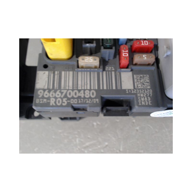 BOITE A FUSIBLES CITROEN C4 2008-