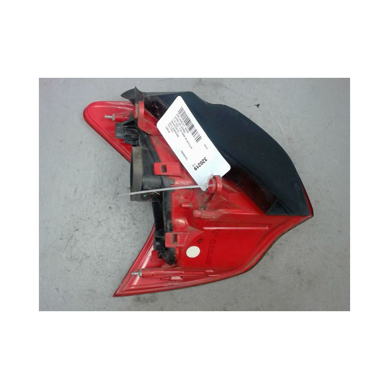 FEU ARRIERE DROIT PEUGEOT 3008 2009-