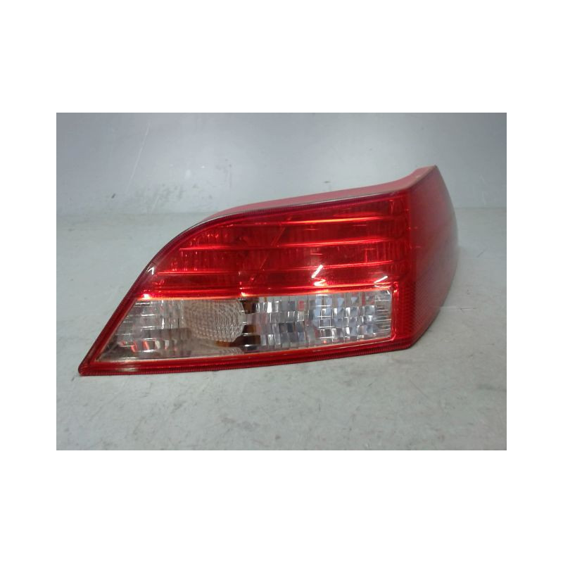 FEU ARRIERE DROIT FORD FOCUS