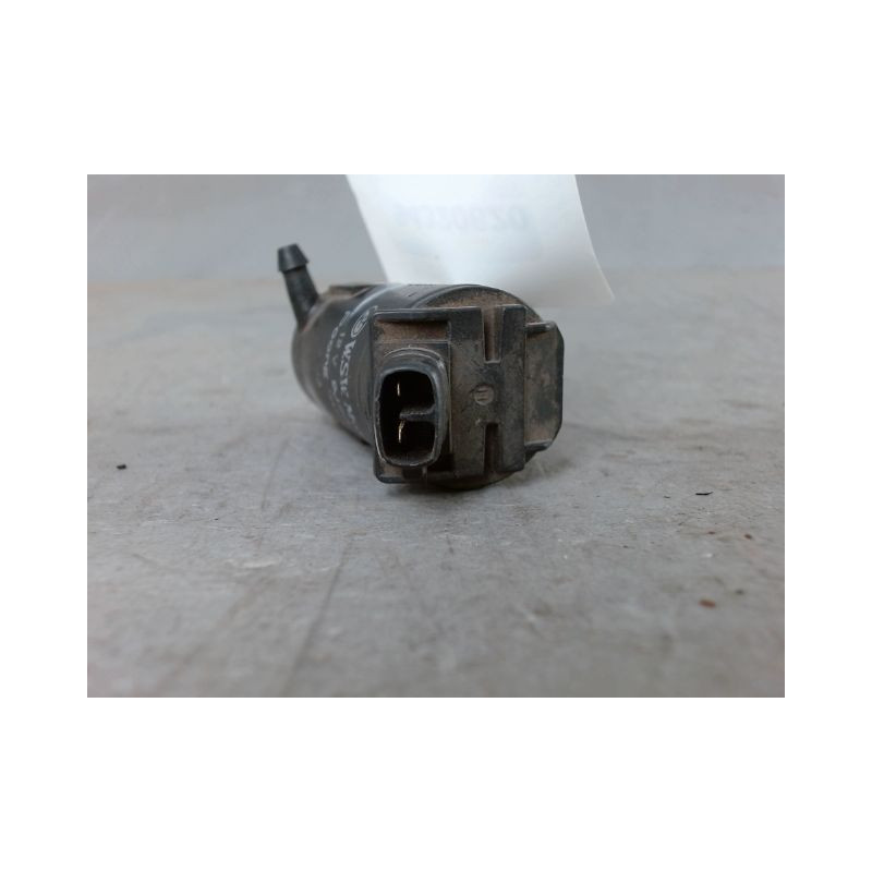 POMPE LAVE-GLACE AVANT FORD FOCUS