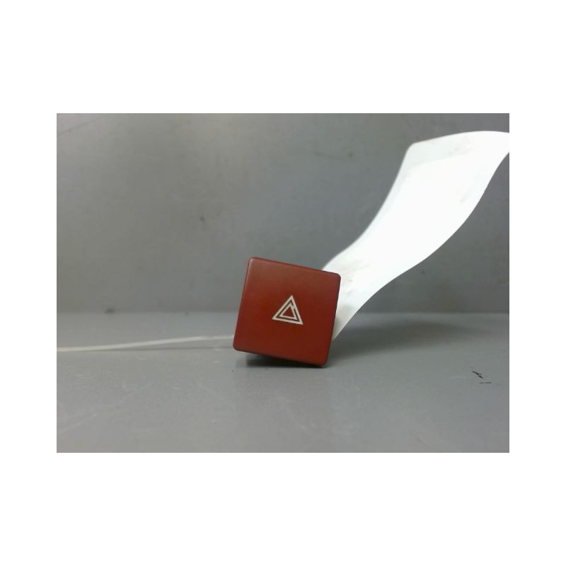 BOUTON DE WARNING PEUGEOT PARTNER
