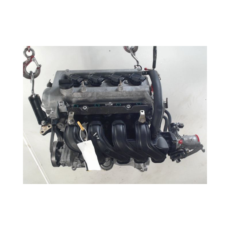 MOTEUR ESSENCE TOYOTA YARIS 1.3 