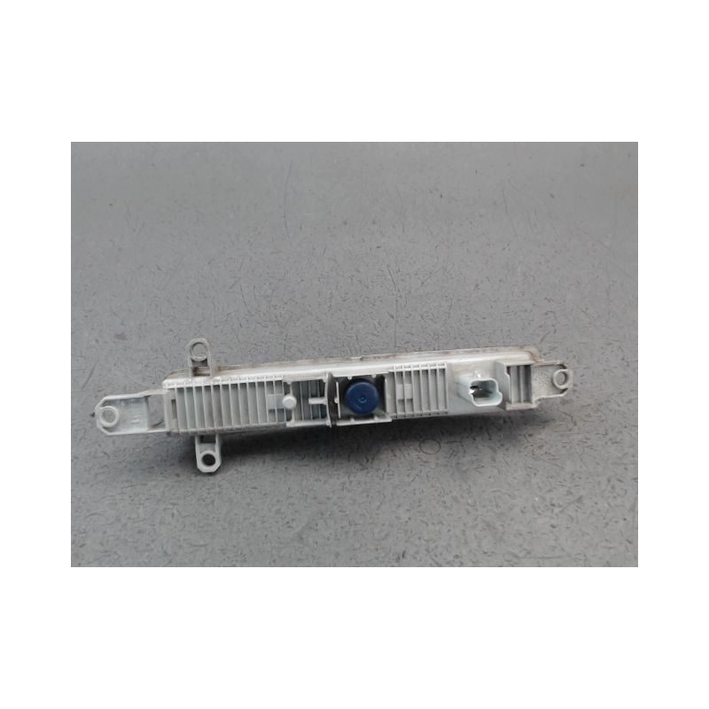 FEUX POSITION DROIT PEUGEOT 308