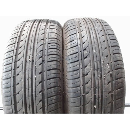 Paire de pneus DOUBLE COIN DC-88 185 55 15 82 H