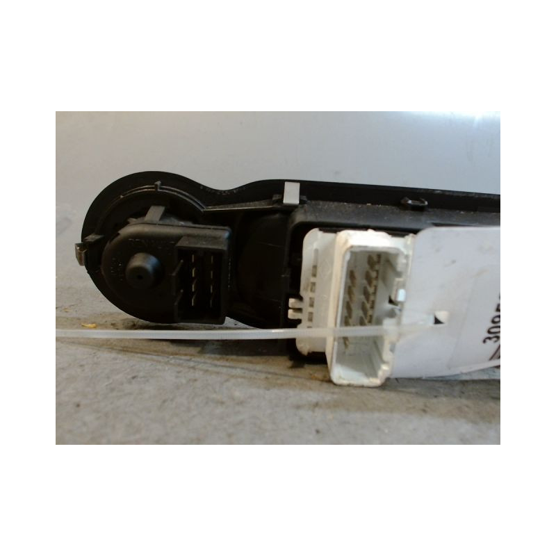COMMANDE LEVE-GLACE PORTE AVG RENAULT MODUS 2008-