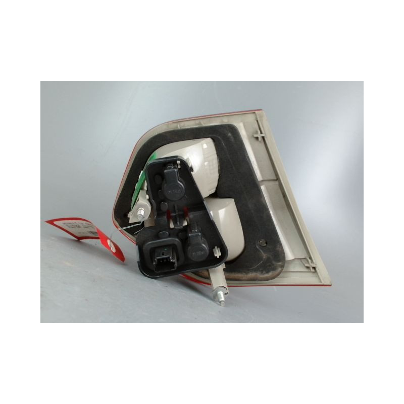 FEU ARRIERE INTERIEUR DROIT RENAULT FLUENCE PHASE 1 DIESEL