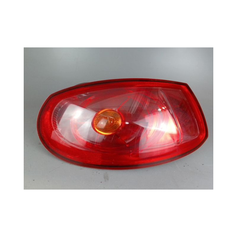 FEU ARRIERE DROIT FIAT BRAVO 2  DIESEL