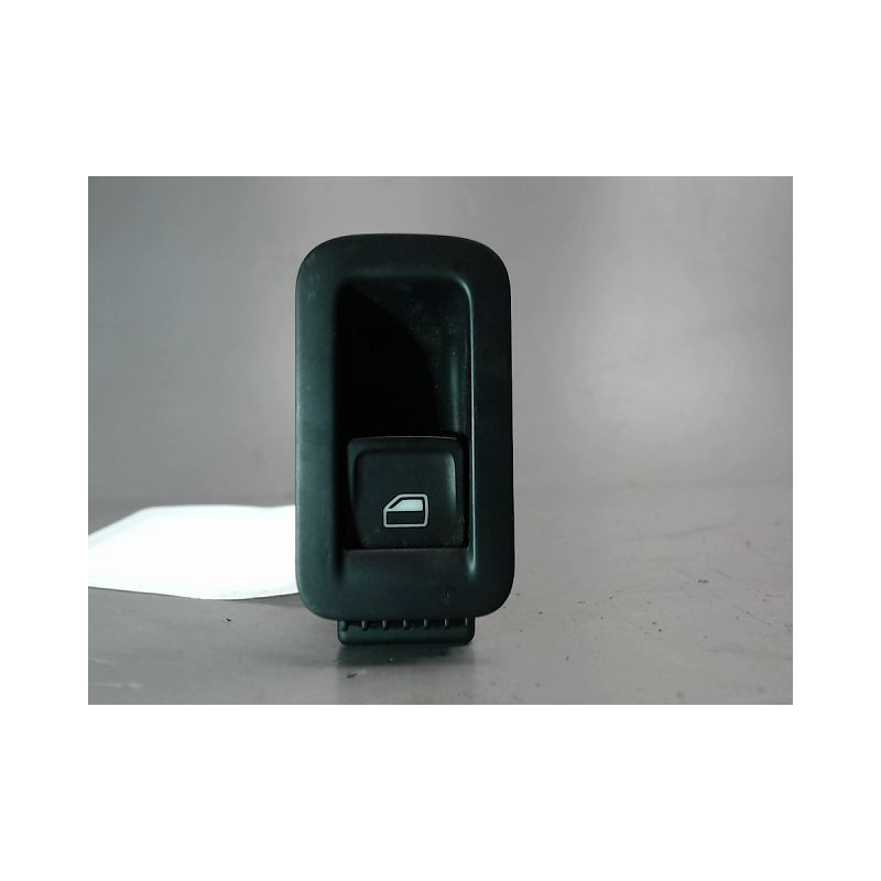 COMMANDE LEVE-GLACE PORTE ARG VOLKSWAGEN GOLF VII