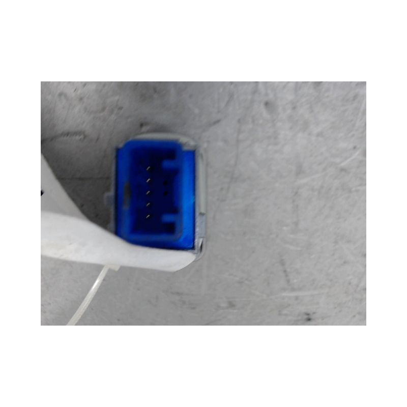 BOUTON DE WARNING TOYOTA AURIS