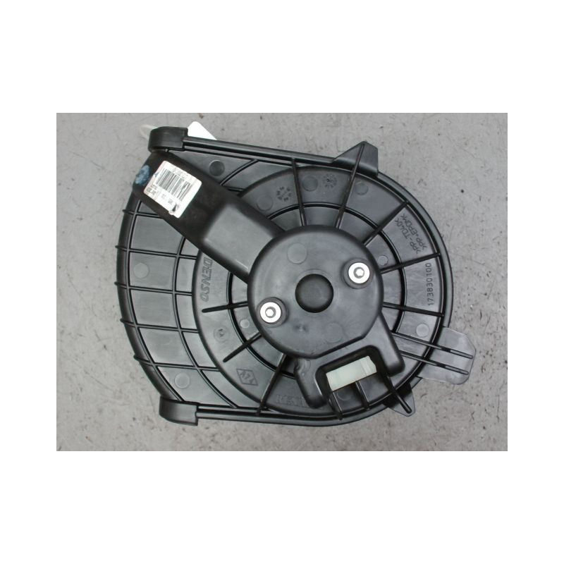 MOTEUR VENTILATEUR CHAUFFAGE RENAULT KANGOO