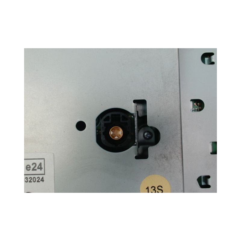 ECRAN GPS VOLKSWAGEN GOLF VII