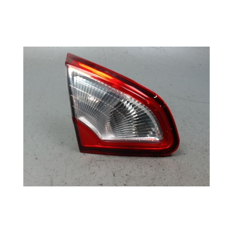 FEU ARRIERE INTERIEUR GAUCHE NISSAN QASHQAI