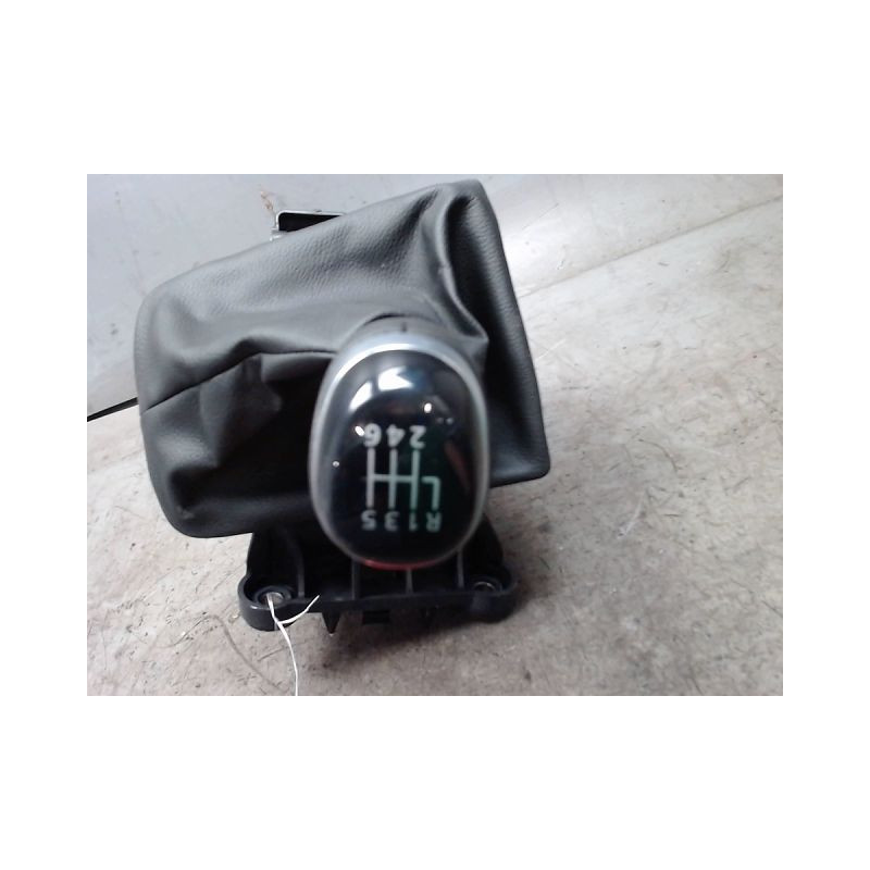 LEVIER DE VITESSES RENAULT MEGANE 1.5 dCi 95
