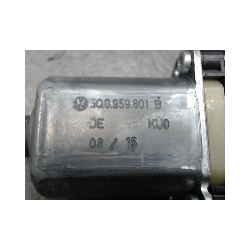 MECANISME+MOTEUR LEVE-GLACE AVANT DROIT AUDI A3 SPORTBACK