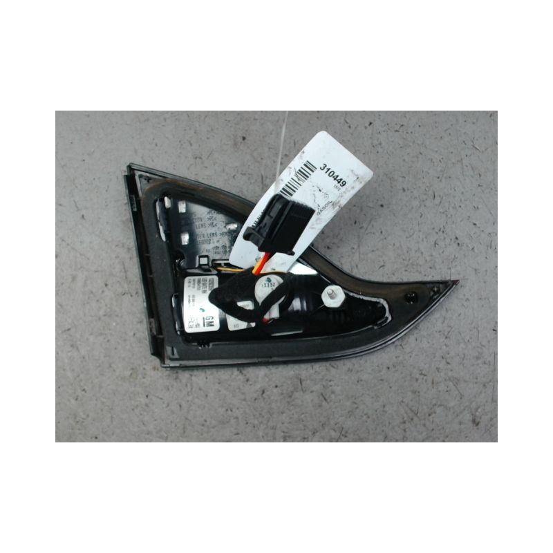 FEU ARRIERE INTERIEUR DROIT OPEL ZAFIRA