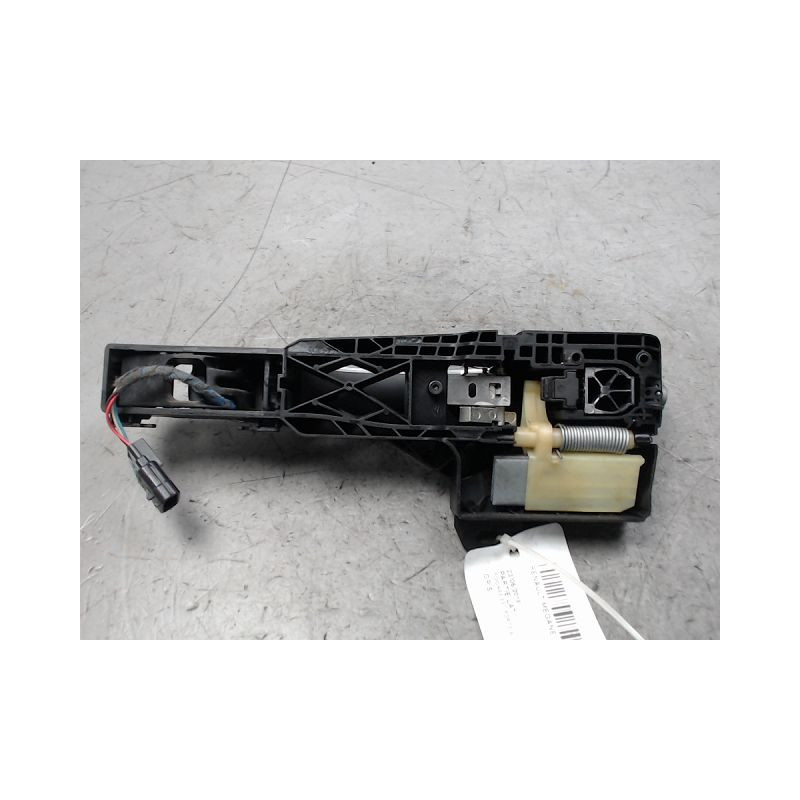 POIGNEE EXTERIEURE PORTE AVANT DROIT RENAULT MEGANE
