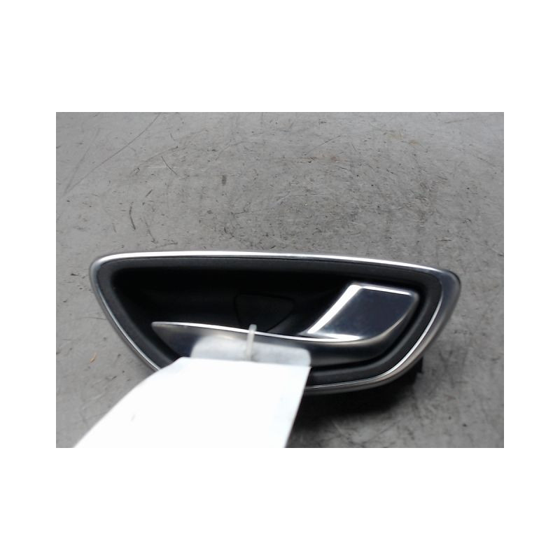 POIGNEE INTERIEURE PORTE ARRIERE DROIT RENAULT MEGANE