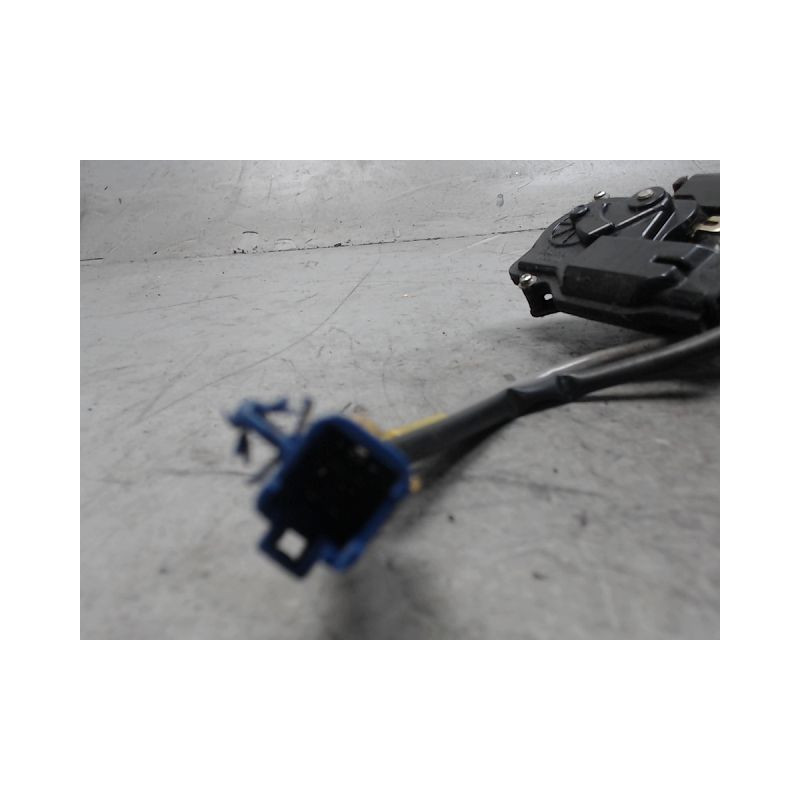 SERRURE HAYON  TOYOTA COROLLA VERSO 2004-2007