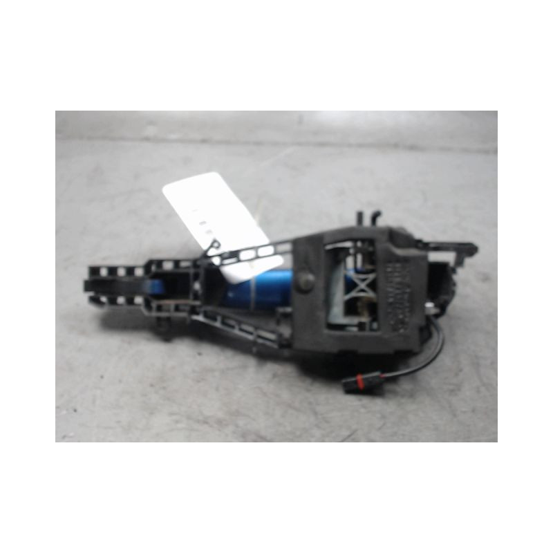 POIGNEE EXTERIEURE PORTE AVANT DROIT B.M.W. SERIE 1