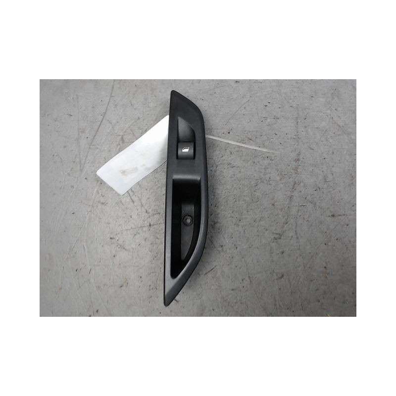 COMMANDE LEVE-GLACE PORTE ARG PEUGEOT 208