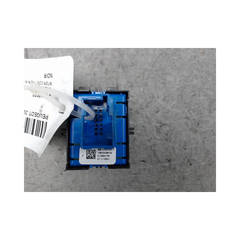 INTERIEUR COMMANDE FREIN A MAIN PEUGEOT 208