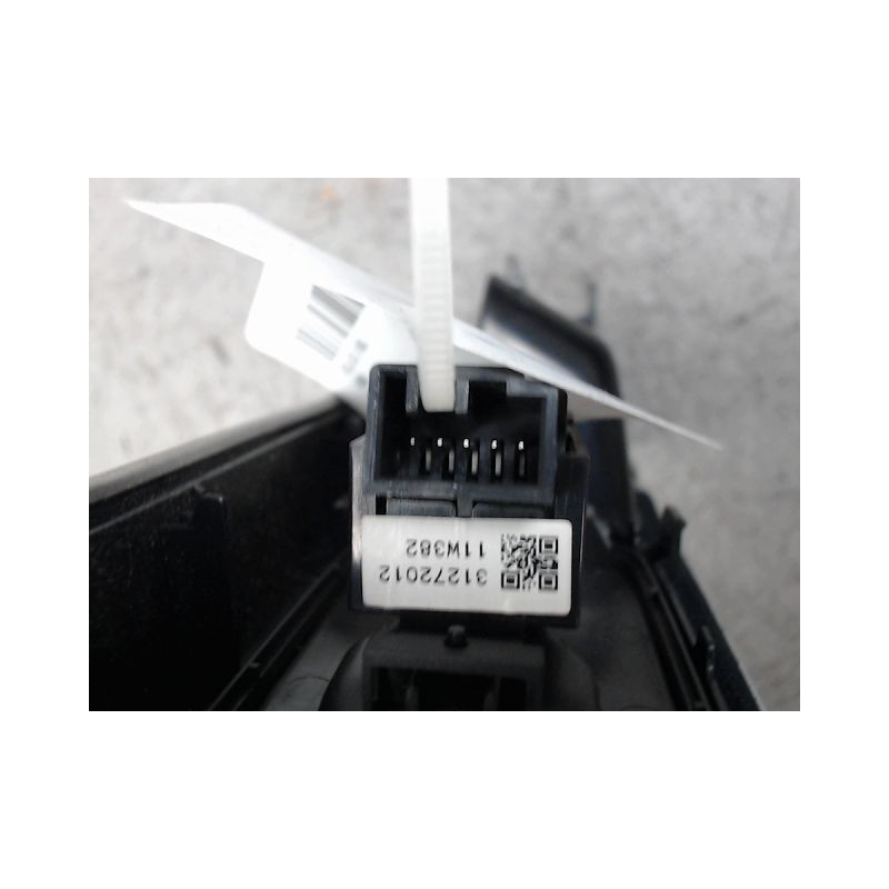 COMMANDE LEVE-GLACE PORTE AVD VOLVO V50