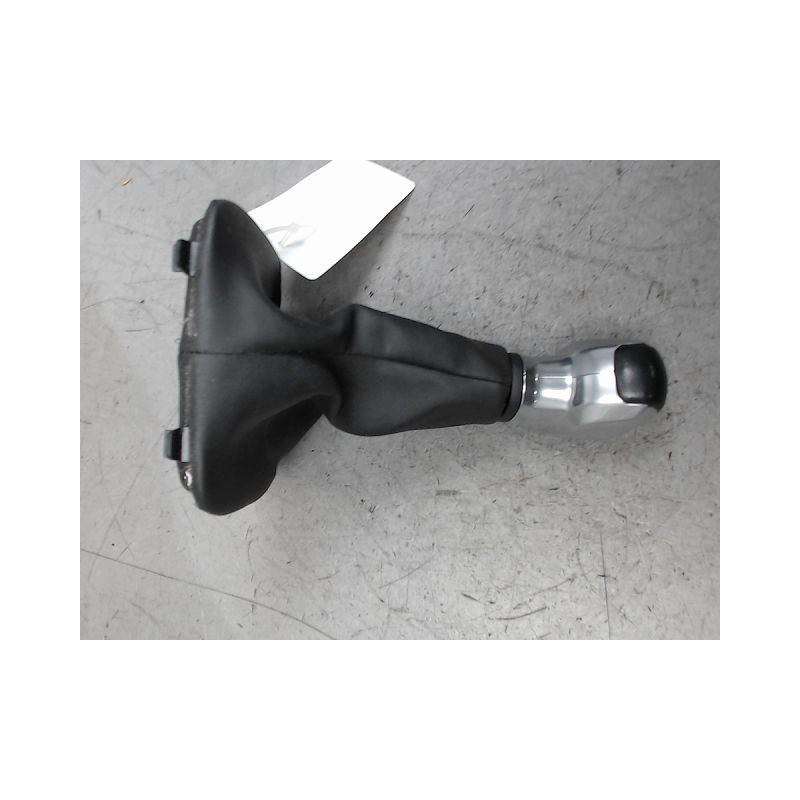 POMMEAU LEVIER VITESSES PEUGEOT 2008 1.2 THP 110 / PureTech 110