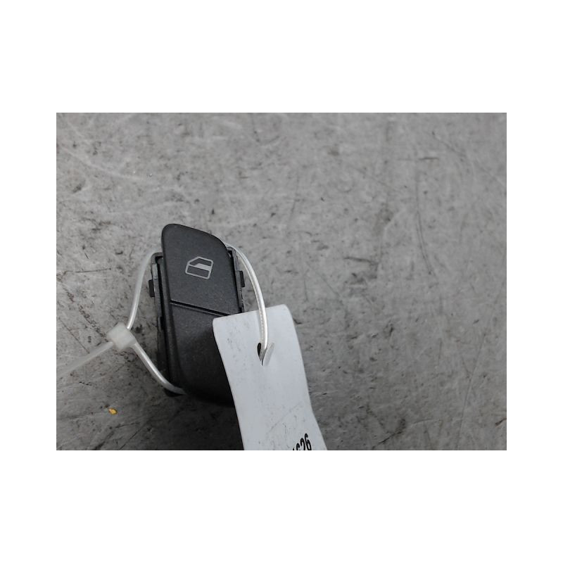 COMMANDE LEVE-GLACE PORTE AVD VOLKSWAGEN POLO 2005-