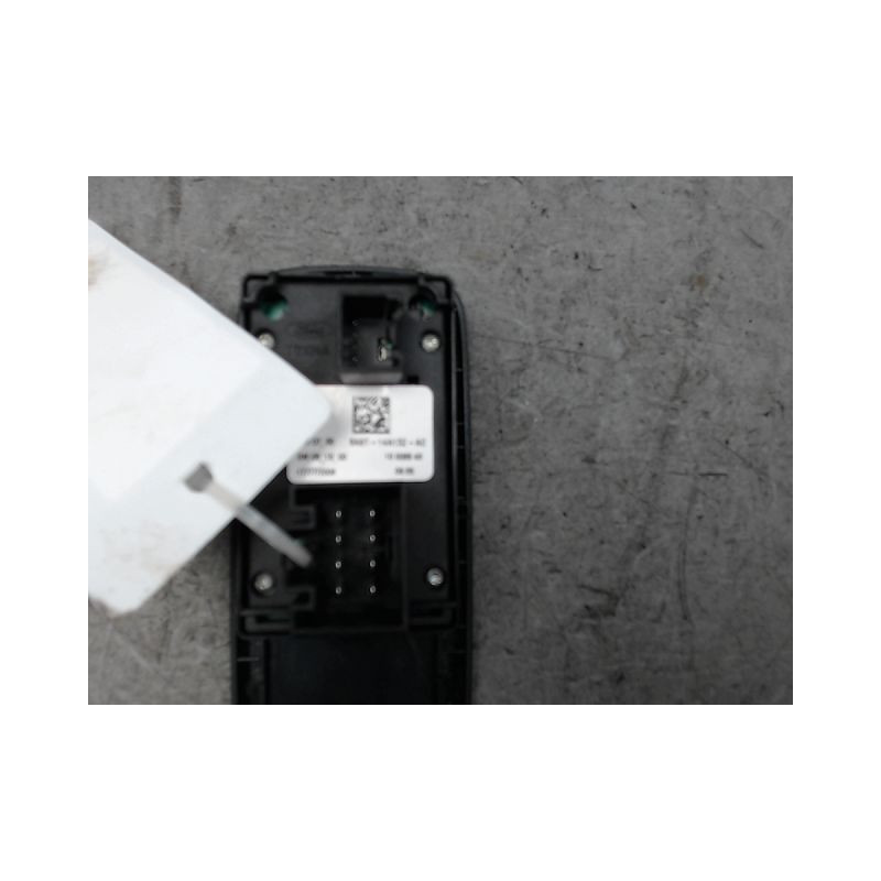 COMMANDE LEVE-GLACE PORTE AVG FORD FIESTA 2008-