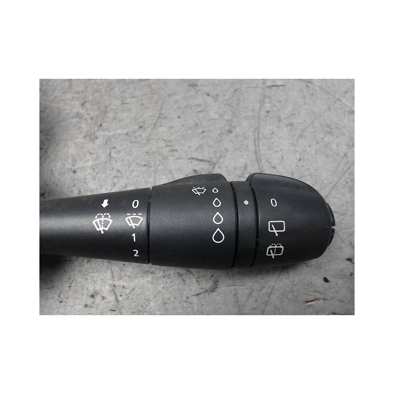 COMMANDE ESSUIE GLACE RENAULT CLIO IV 2012-
