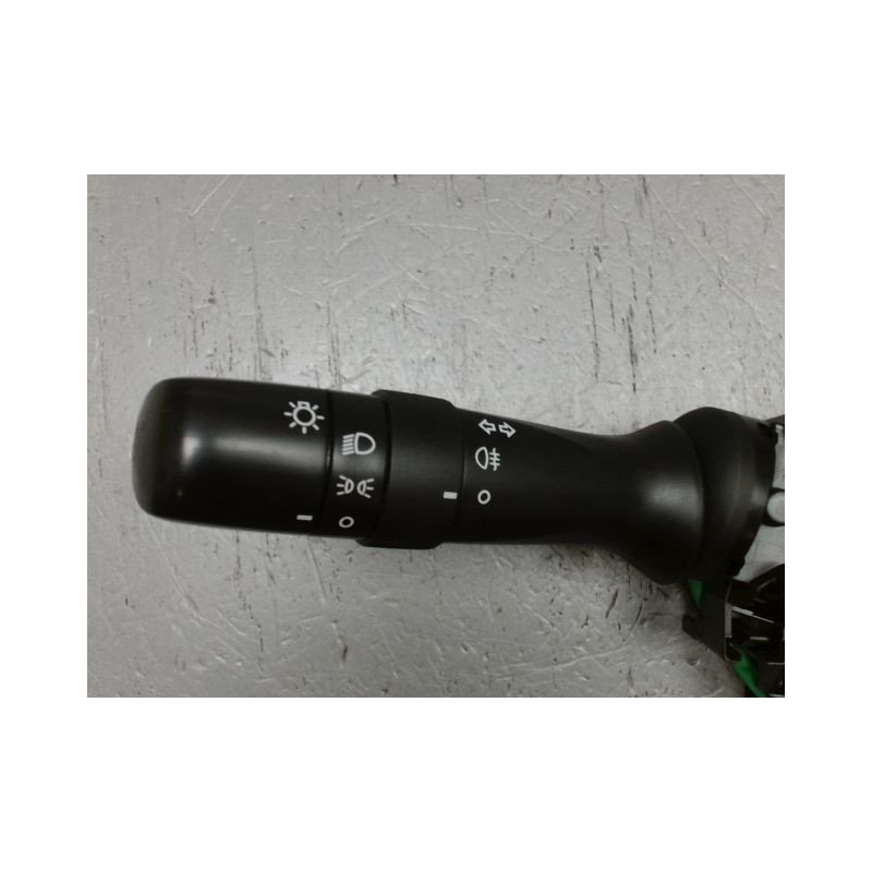COMMANDE CLIGNOTANT PEUGEOT 108