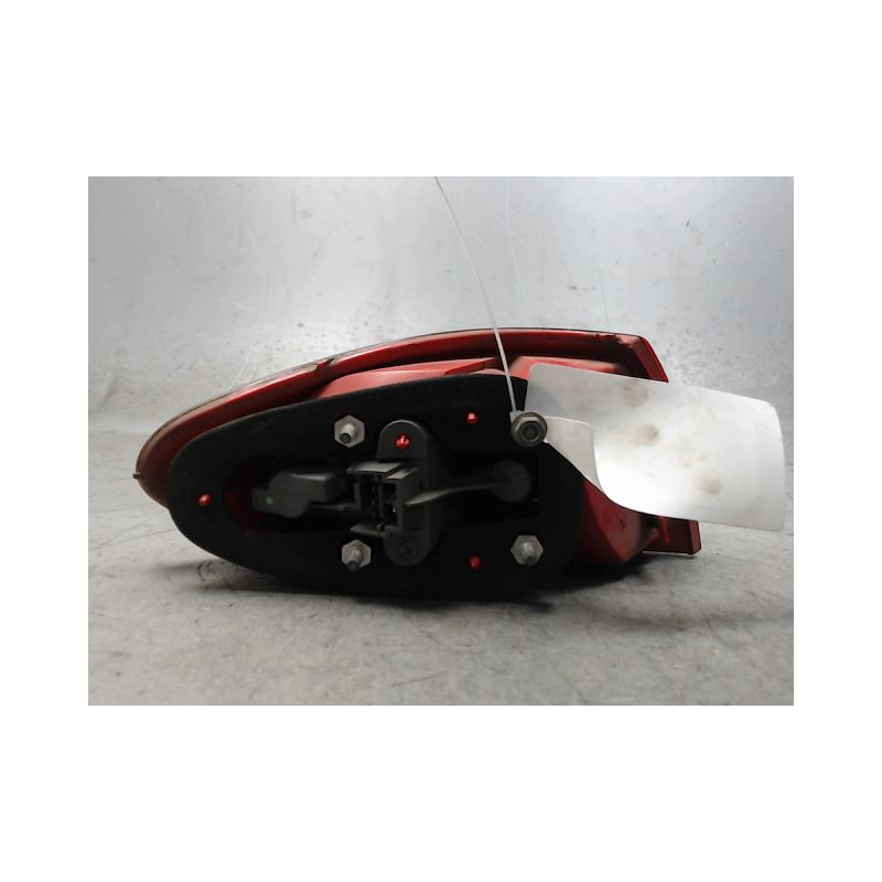 FEU ARRIERE DROIT ALFA ROMEO 147 2004-