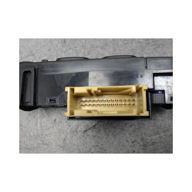 COMMANDE LEVE-GLACE PORTE AVG JAGUAR S-TYPE