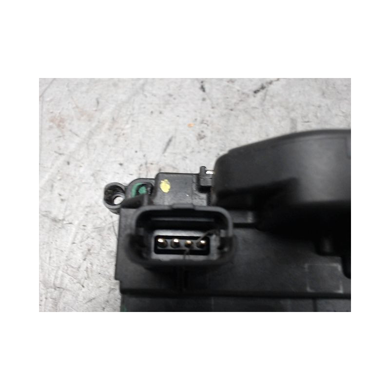 SYSTEME CONDAMNATION AVANT GAUCHE RENAULT CLIO III 2009-