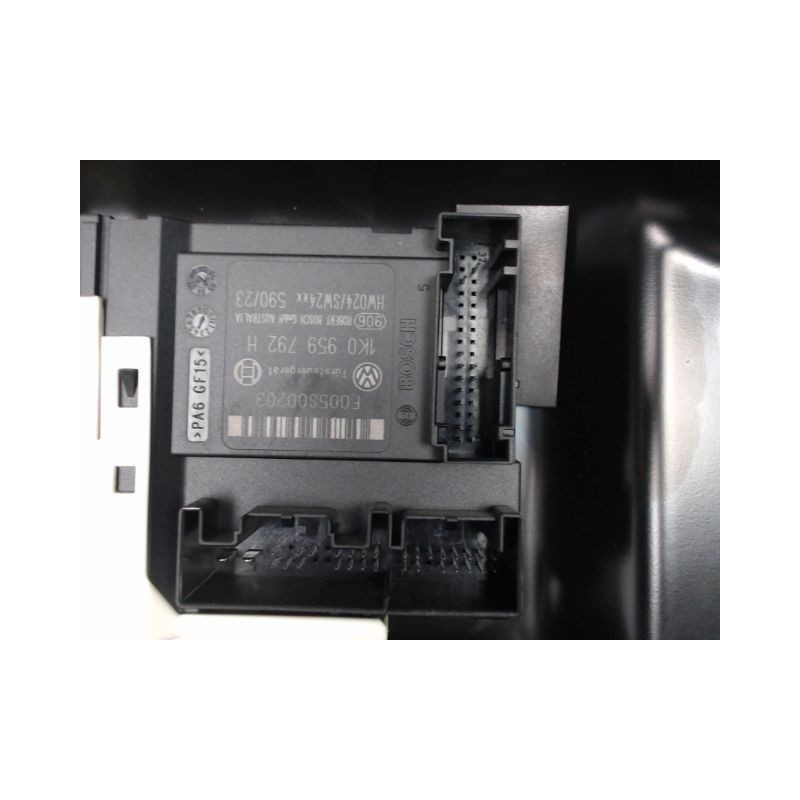 MECANISME+MOTEUR LEVE-GLACE AVANT DROIT VOLKSWAGEN PASSAT SW 2005-