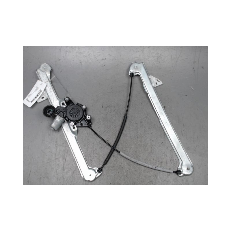 MECANISME+MOTEUR LEVE-GLACE AVANT GAUCHE MAZDA CX-30