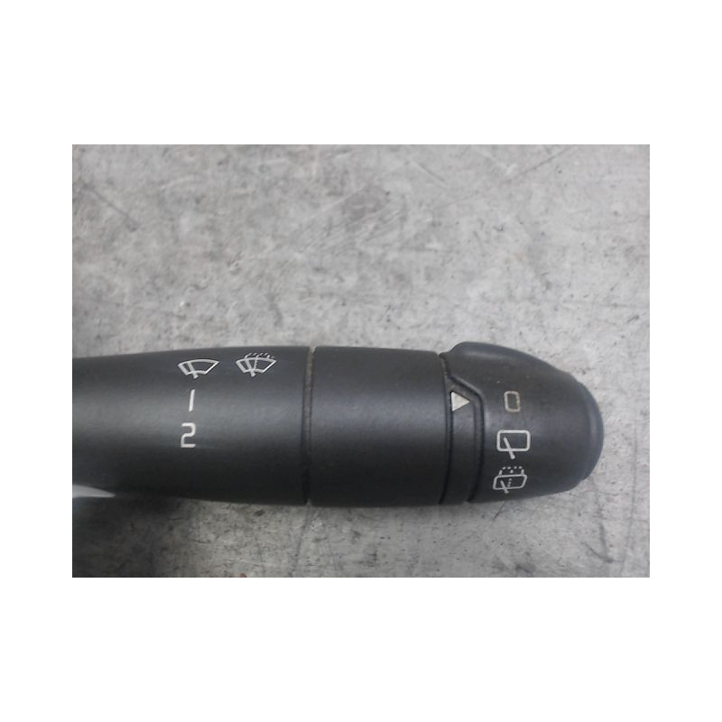 COMMANDE ESSUIE GLACE DACIA LOGAN MCV 2007-