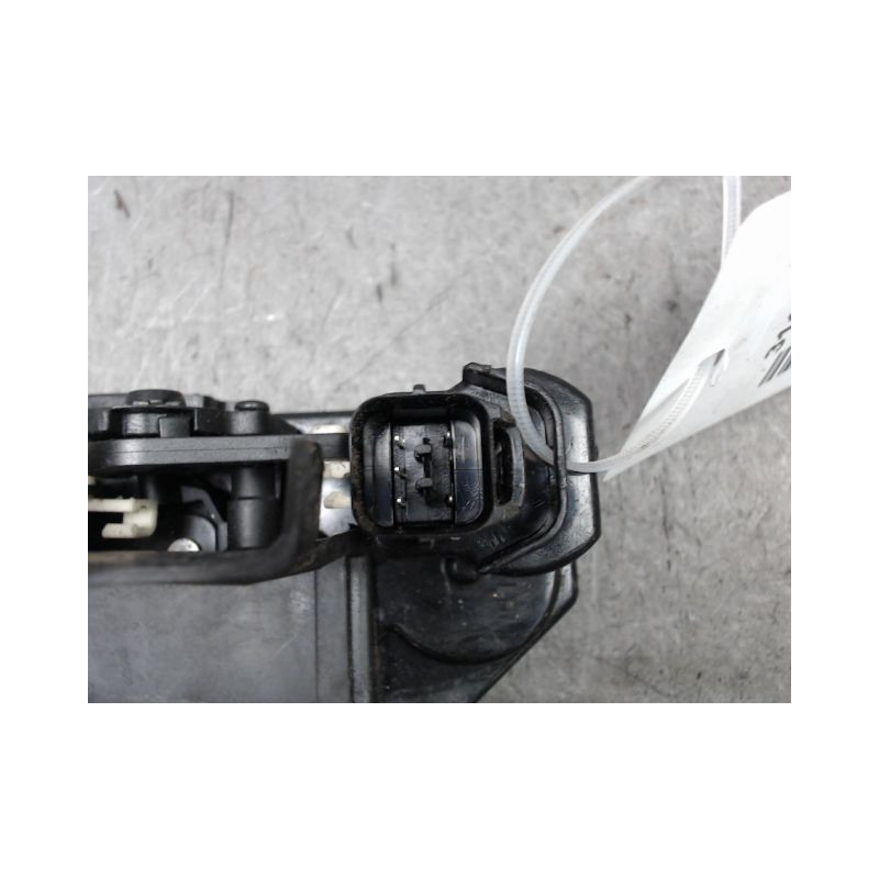 SYSTEME CONDAMNATION AVANT GAUCHE HYUNDAI GETZ 02-05