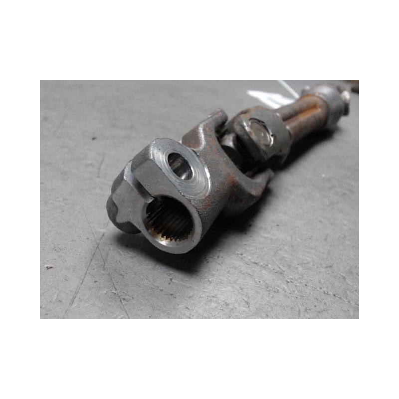 CARDAN DE DIRECTION  RENAULT CLIO