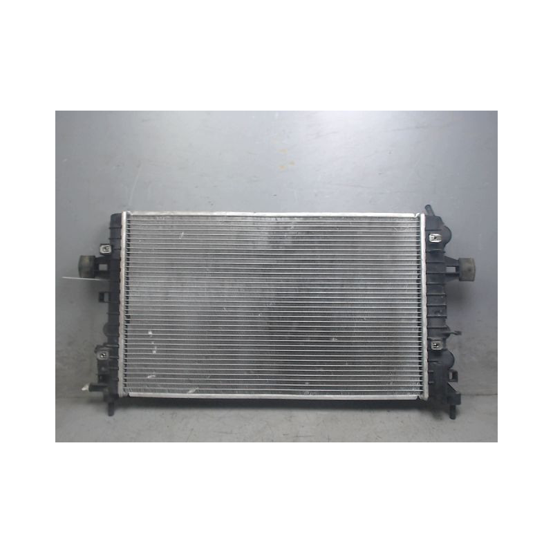RADIATEUR OPEL ASTRA GTC 3P