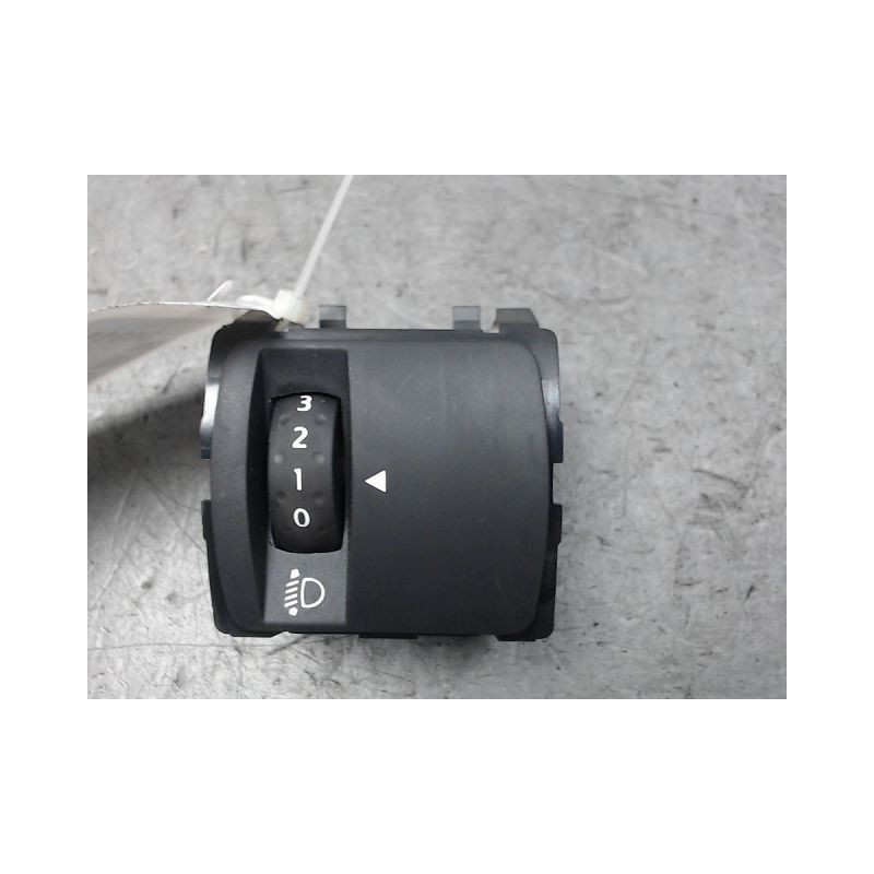 COMMANDE RÉGLAGE HAUTEUR DE PHARE RENAULT MEGANE