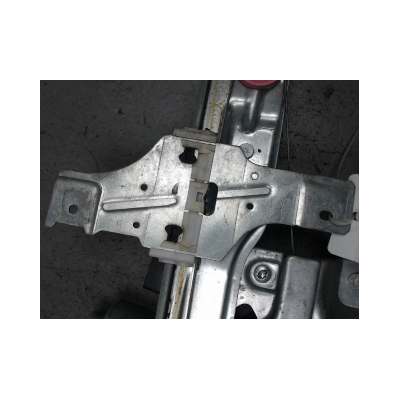 MECANISME+MOTEUR LEVE-GLACE AVANT GAUCHE PEUGEOT 208
