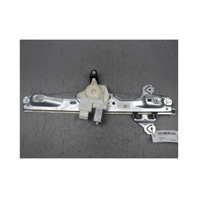 MECANISME+MOTEUR LEVE-GLACE AVANT DROIT NISSAN QASHQAI