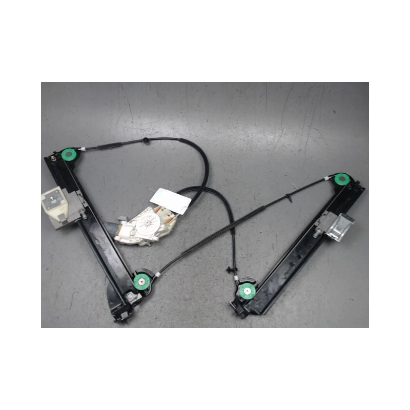 MECANISME+MOTEUR LEVE-GLACE AVANT DROIT NISSAN MICRA C+C