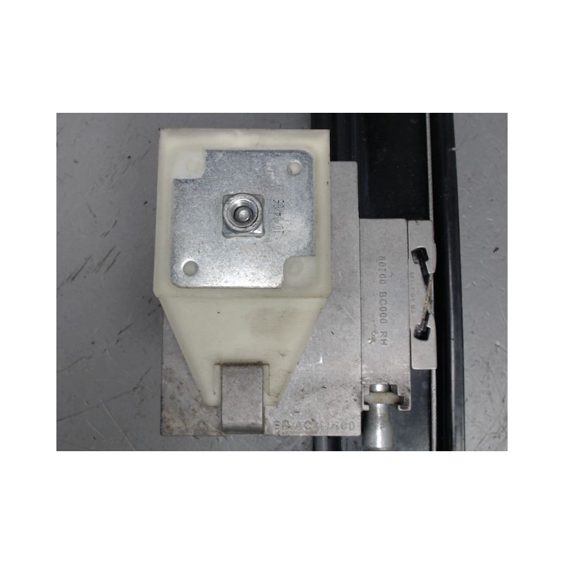 MECANISME+MOTEUR LEVE-GLACE AVANT DROIT NISSAN MICRA C+C