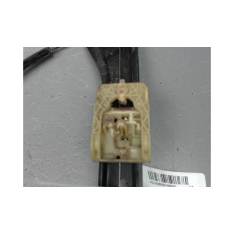 MECANISME+MOTEUR LEVE-GLACE AVANT GAUCHE VOLKSWAGEN PASSAT