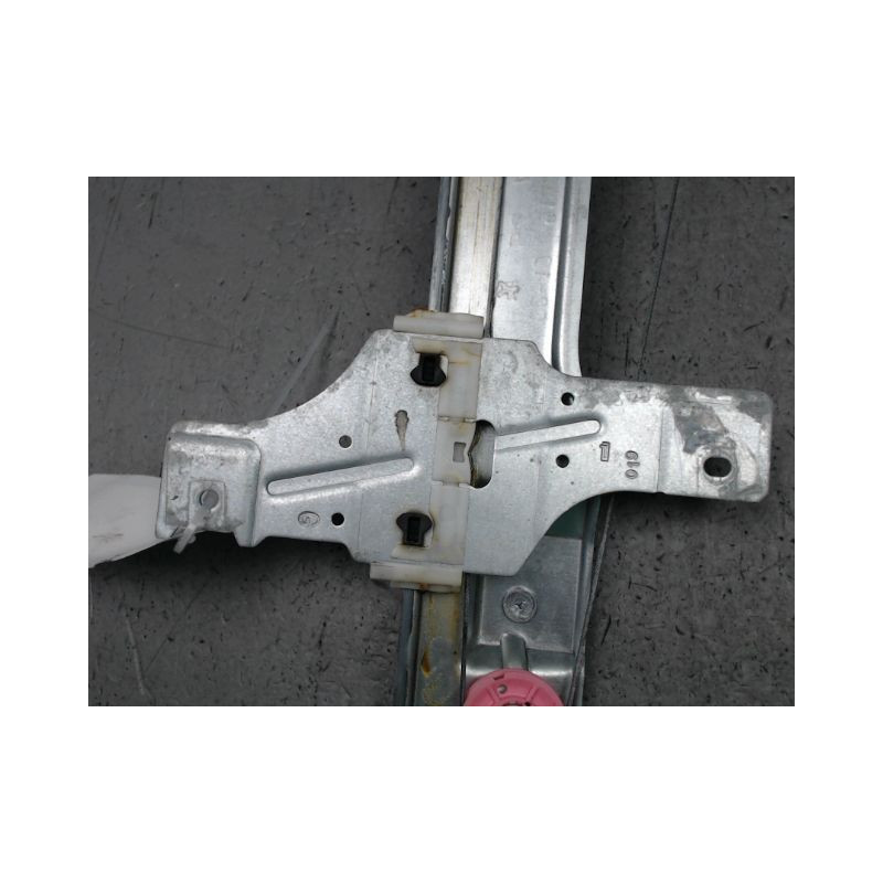 MECANISME+MOTEUR LEVE-GLACE AVANT GAUCHE PEUGEOT 208